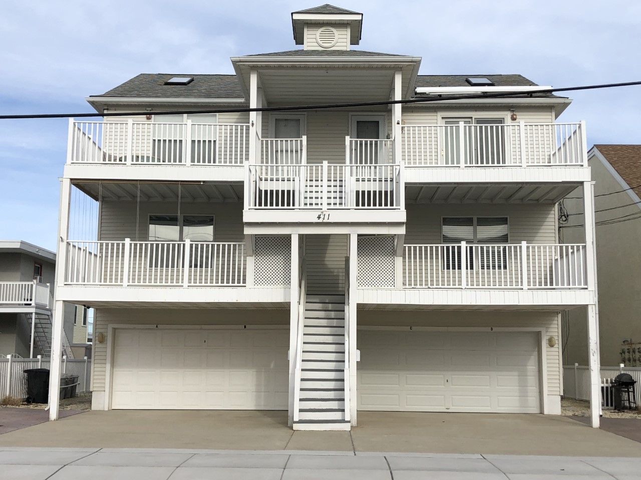 411 EAST 3RD AVENUE UNIT A NORTH WILDWOOD SUMMER VACATION RENTALS at